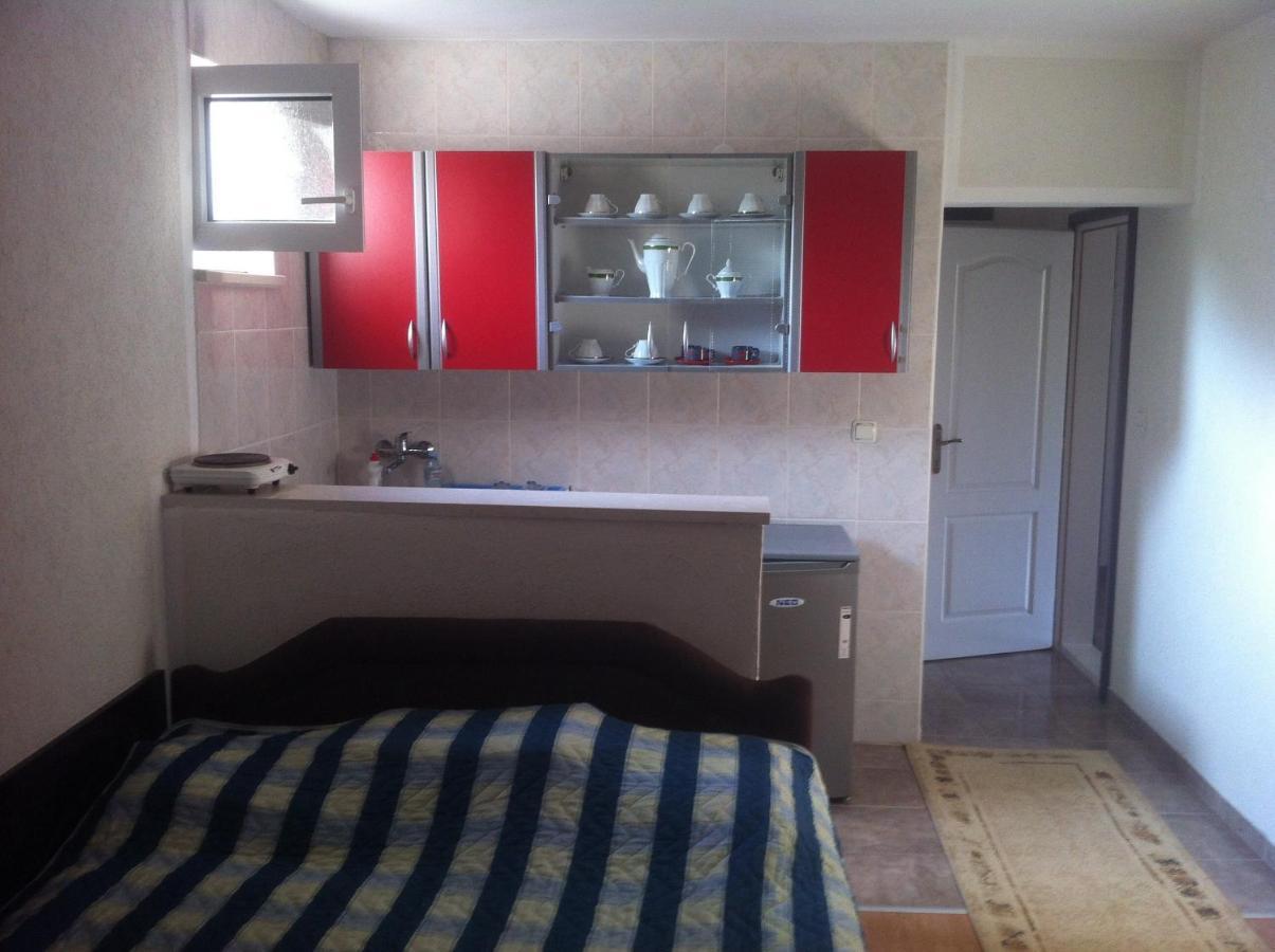 Apartments Avdic Sutomore Cameră foto